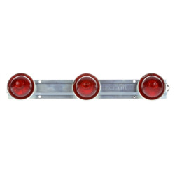 Image of 26 Series, 6" Centers, Incan., Red, Beehive, ID Bar, Silver, 12V, Kit from Trucklite. Part number: TLT-26741R4