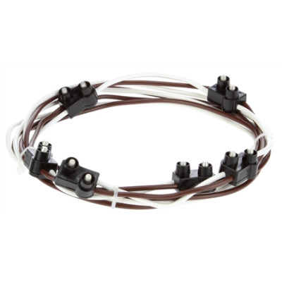 Image of 6 Plug, M/C String, 68 in., 4 in. Centers, PL-10, Stripped End from Trucklite. Part number: TLT-95455-4
