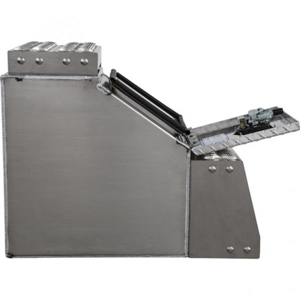 Image of 24x28x12 Inch Heavy Duty Diamond Tread Aluminum Step Box from Buyers Products. Part number: 1705180