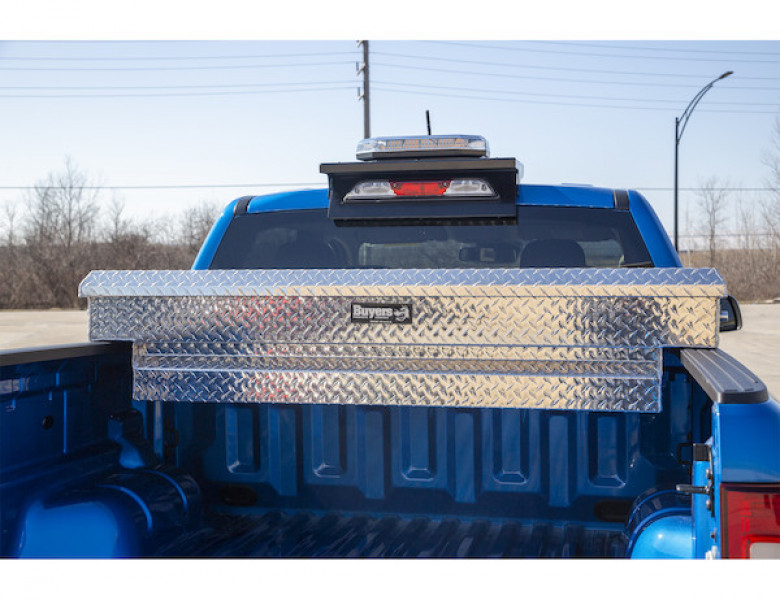 Image of 13x20x63 Inch Diamond Tread Aluminum Crossover Truck Tool Box from Buyers Products. Part number: 1709430