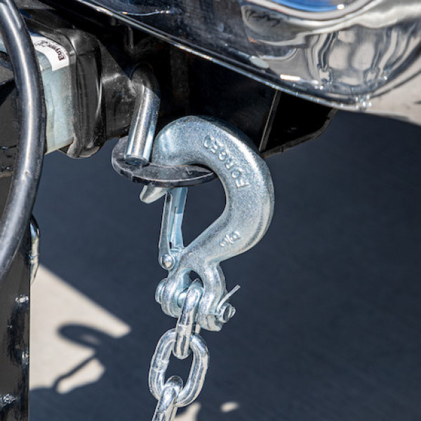 Image of 3/8x35 Inch Class 4 Trailer Safety Chain With 1-Clevis Style Slip Hook-43 Proof from Buyers Products. Part number: BSC3835