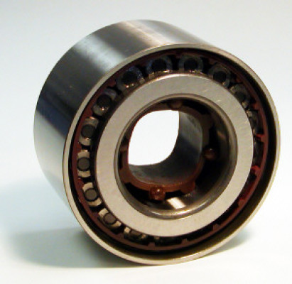 Image of Wheel Bearing And Hub Assembly from SKF. Part number: SKF-FW181