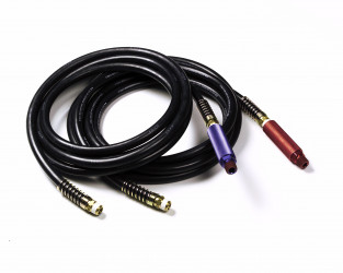 Image of 20', Rubber Air Hose ;  Black With Red/Blue Anodized Grips, Pair from Grote. Part number: 81-0120-GRB