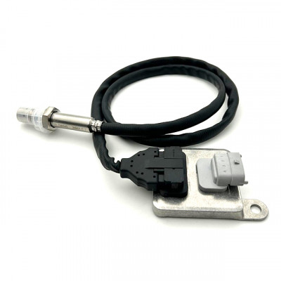 Image of NOX SENSOR 2894945 from MCT. Part number: CM4945