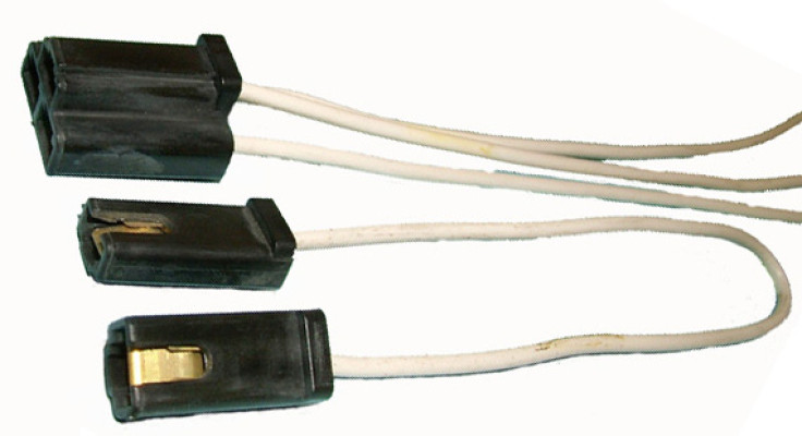 Image of A/C Compressor Clutch Connector from Sunair. Part number: PT-3004