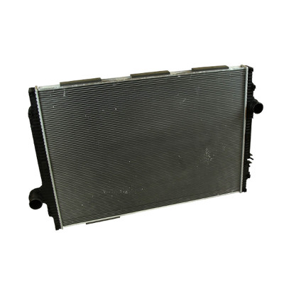 Image of Radiator with 2.5" Inlet Outside Dia from World American. Part number: WA911-05-2606