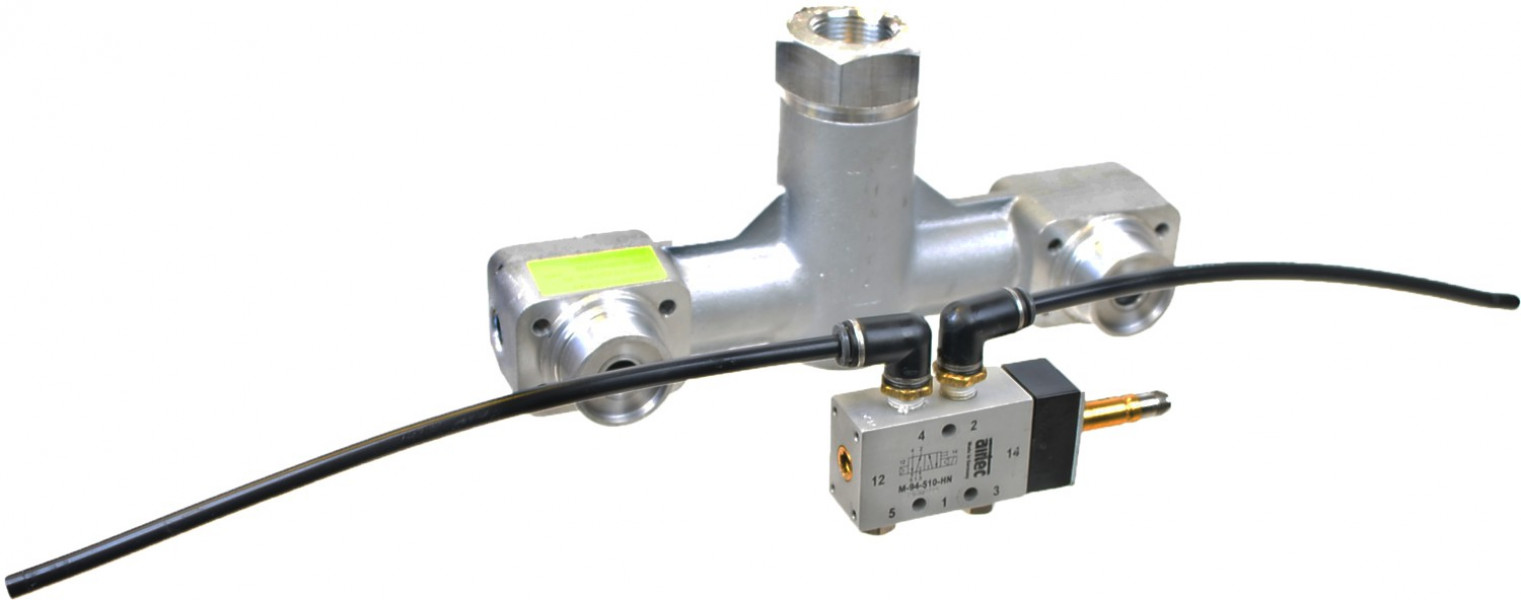 Image of Air Dryer Manifold Kit from SKF. Part number: 619922