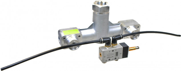 Image of Air Dryer Manifold Kit from SKF. Part number: 619922